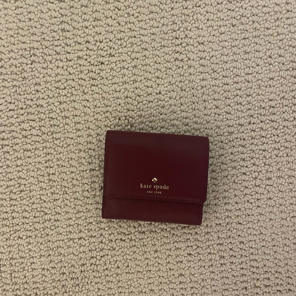 Burgundy Tavy Small Wallet - Picture 4 of 6
